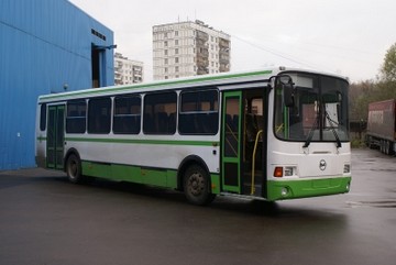 Пригородный автобус ЛиАЗ 525636-01